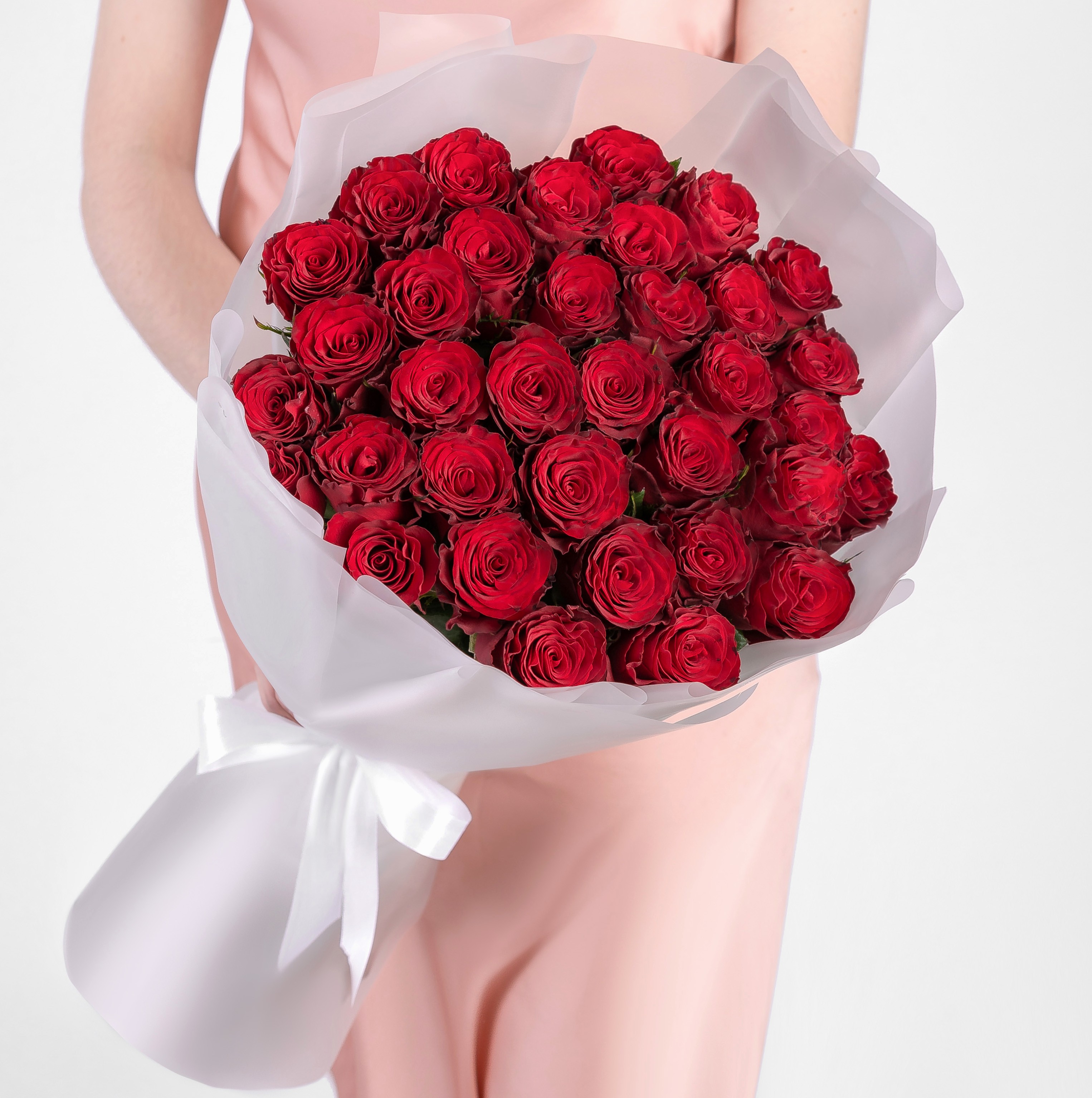 13 красных роз 70 см, Россия